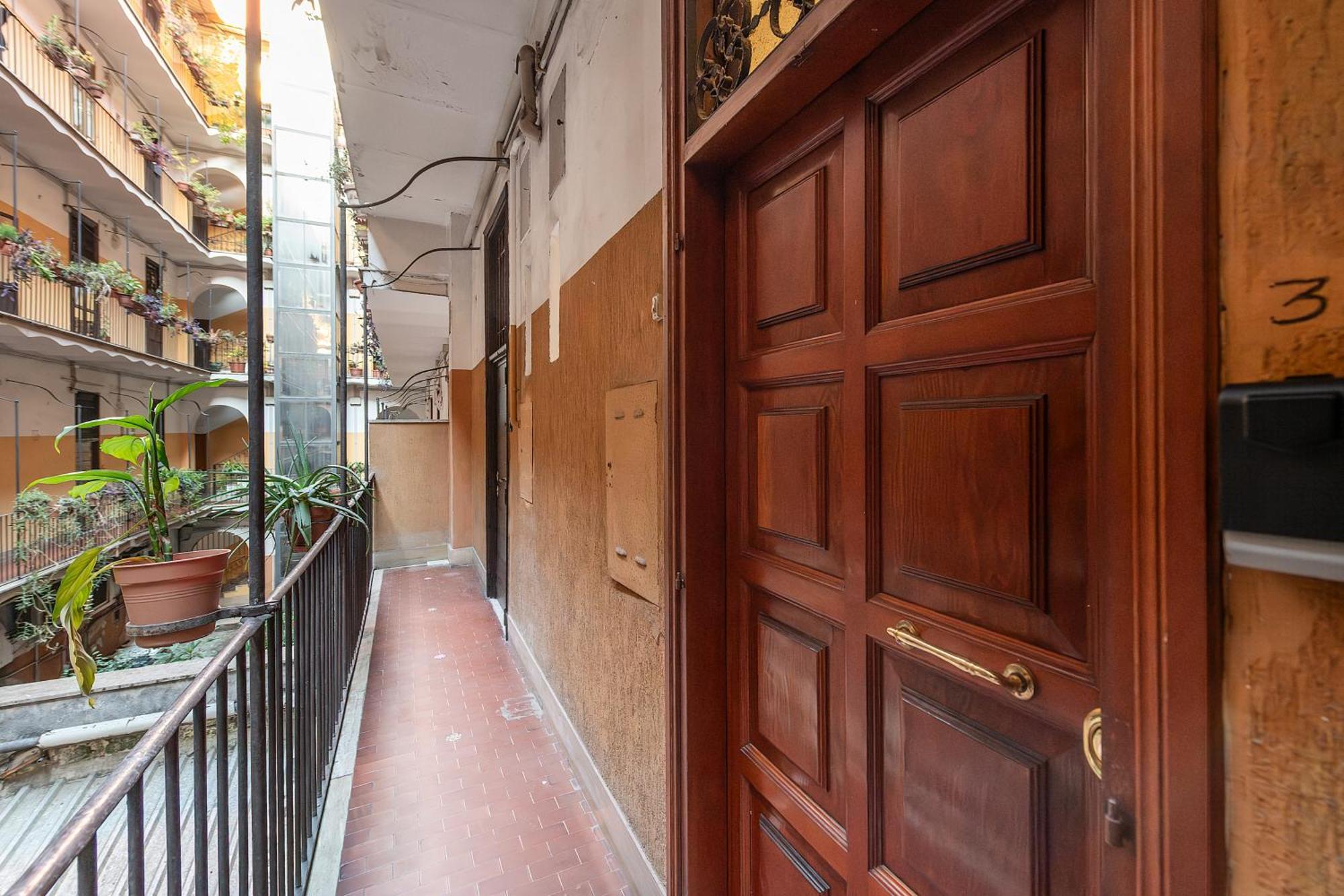 V Home San Lorenzo, Rome